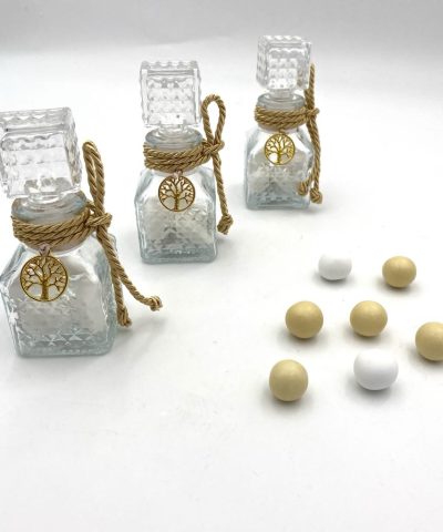 Μπομπονιέρα γάμου καραφάκι με μεταλλικά στοιχεία