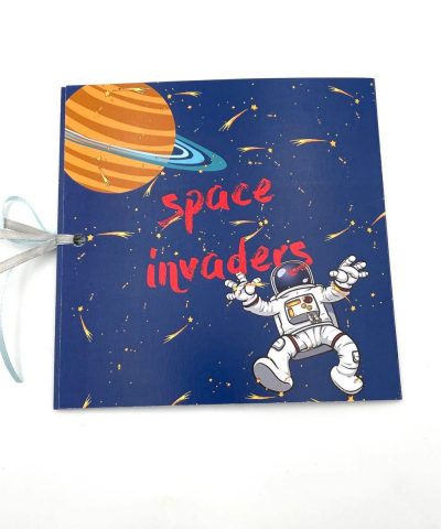 Προσκλητήριο βάπτισης δίπτυχο με το διάστημα