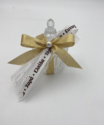 Μπομπονιέρα γάμου φοντανιέρα με χρυσή κορδέλα και κορδέλα με ευχές