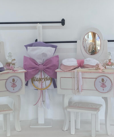 Σετ βάπτισης με βαλίτσα με όνομα & αποξηραμένα λουλούδια