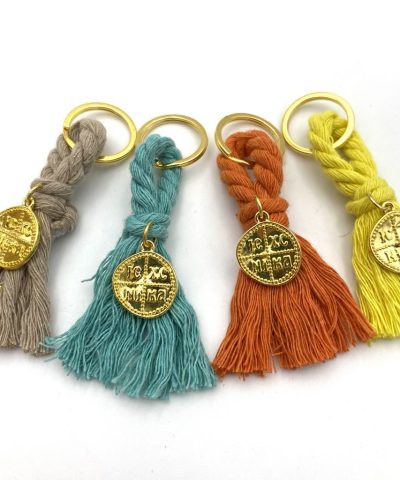 Μαρτυρικά βάπτισης μπρελόκ με χρωματιστά σχοινάκια και Κωνσταντινάτο