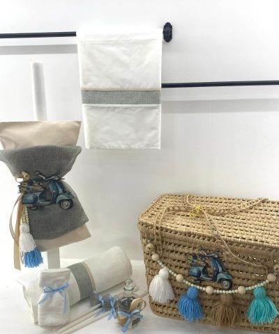 Σετ βάπτισης με ψάθινο μπαουλάκι "Vespa"