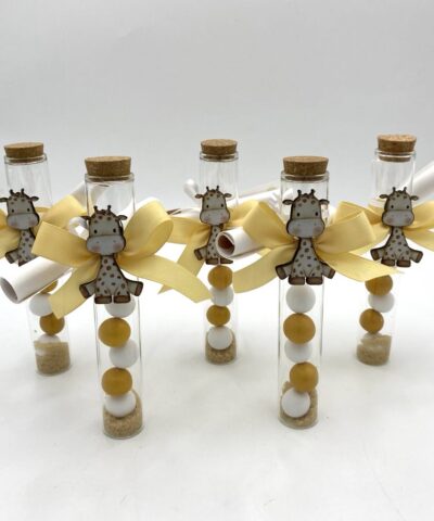 Μπομπονιέρα βάπτισης σωλήνας με καμηλοπάρδαλη